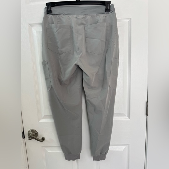 Women’s athletic gray pants with pockets, M - Picture 2 of 3